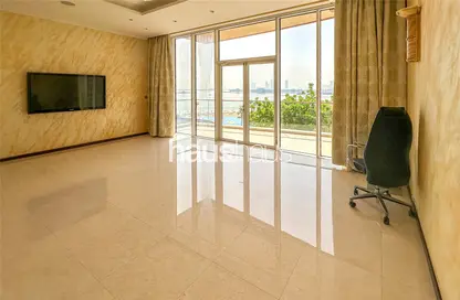 Apartment - 1 Bedroom - 2 Bathrooms for rent in Ruby - Tiara Residences - Palm Jumeirah - Dubai