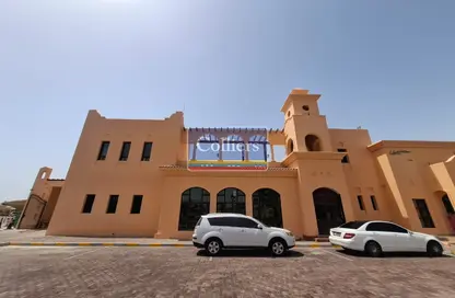 Retail - Studio - 1 Bathroom for rent in Sas Al Nakheel Village - Sas Al Nakheel - Abu Dhabi