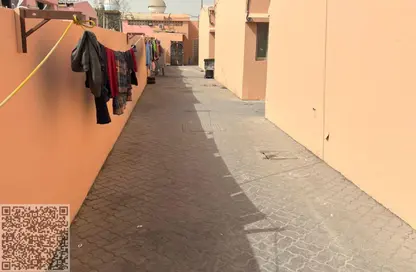 Labor Camp - Studio - 7+ Bathrooms for rent in SG 10 Building - Industrial Area 10 - Sharjah Industrial Area - Sharjah