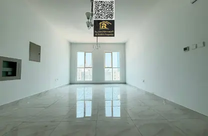شقة - 2 غرف نوم - 2 حمامات للايجار في مساكن كورنيش عجمان - طريق كورنيش عجمان - عجمان