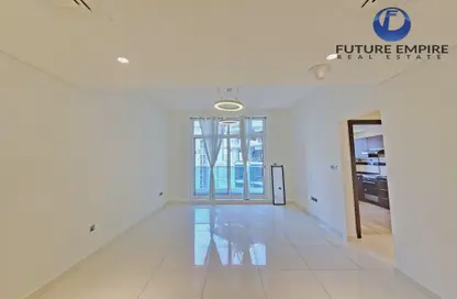 Apartment - 1 Bedroom - 2 Bathrooms for rent in Emerald Jadaf Metro - Al Jaddaf - Dubai