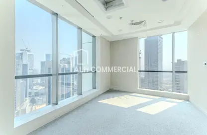 مكتب - استوديو - 1 حمام للايجار في برج ريجال - الخليج التجاري - دبي