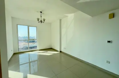 شقة - غرفة نوم - 2 حمامات للايجار في C برج - ليك سايد ريزيدنس - مدينة دبي للإنتاج (اي ام بي زد) - دبي