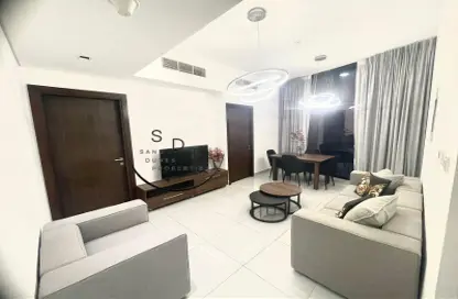 شقة - غرفة نوم - 2 حمامات للايجار في برج او2 - قرية الجميرا سركل - دبي