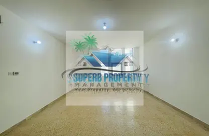 Empty Room image for: Apartment - 1 Bedroom - 1 Bathroom for rent in Al Manhal - Abu Dhabi, Image 1