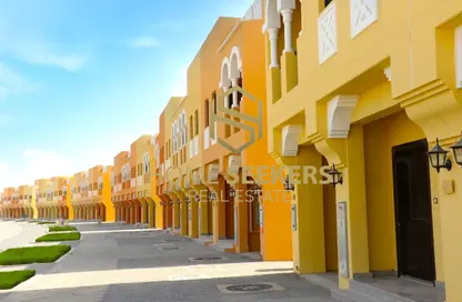 Villa - 2 Bedrooms - 3 Bathrooms for rent in Zone 8 - Hydra Village - Abu Dhabi