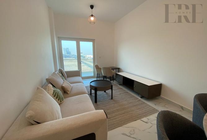 Fully Furnished | Renovated | Community view