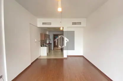 Apartment - Studio - 1 Bathroom for rent in Binghatti Diamonds - Dubai Silicon Oasis - Dubai