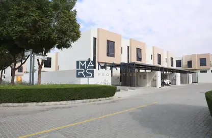 Townhouse - 3 Bedrooms - 4 Bathrooms for rent in Nasma Residence - Al Tai - Sharjah
