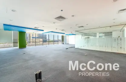 Full Floor - Studio for rent in Emaar Business Park Building 3 - Emaar Business Park - Sheikh Zayed Road - Dubai