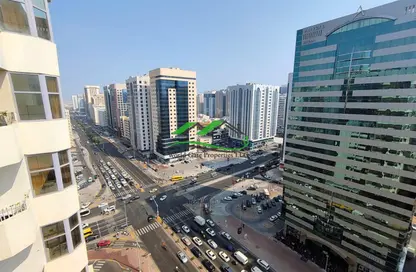 Apartment - 4 Bedrooms - 6 Bathrooms for rent in Emirates Tower - Hamdan Street - Abu Dhabi