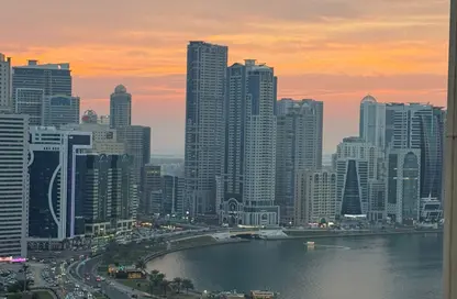 شقة - 2 غرف نوم - 3 حمامات للبيع في المجاز 2 - المجاز - الشارقة