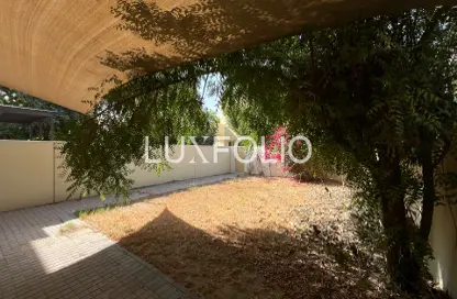 فيلا - 3 غرف نوم - 3 حمامات للايجار في الينابيع 7 - الينابيع - دبي فيلا - 3 غرف نوم - 3 حمامات للايجار في الينابيع 7 - الينابيع - دبي