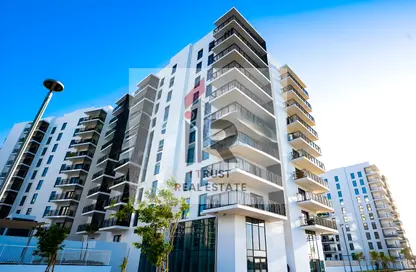Apartment - 2 Bedrooms - 2 Bathrooms for rent in Waters Edge - Yas Island - Abu Dhabi