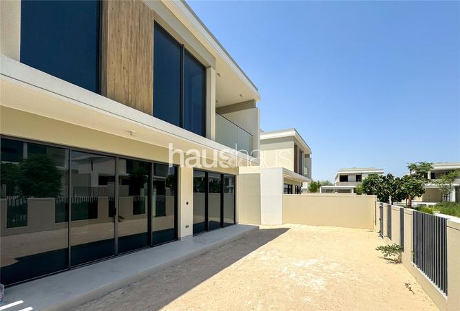 Villa - 4 Bedrooms - 5 Bathrooms for rent in Harmony 3 - Harmony - Tilal Al Ghaf - Dubai