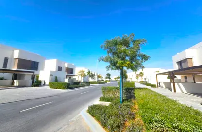 Villa - 5 Bedrooms - 6 Bathrooms for sale in Noya Luma - Noya - Yas Island - Abu Dhabi