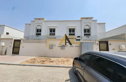 فيلا - 4 غرف نوم - 5 حمامات للايجار في براشي - البادي - الشارقة