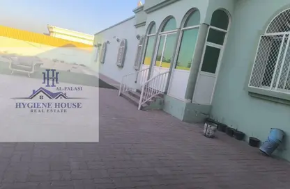 فيلا - 6 غرف نوم - 5 حمامات للبيع في ضاحية السلامة - أم القيوين