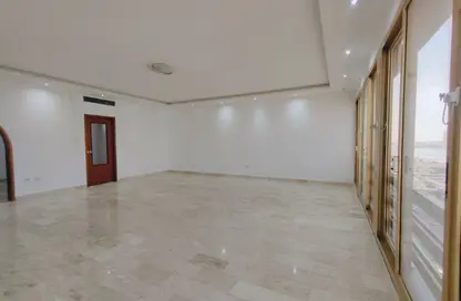 شقة - 3 غرف نوم - 3 حمامات للايجار في الطريق الشرقي - الطريق الشرقي - أبوظبي شقة - 3 غرف نوم - 3 حمامات للايجار في الطريق الشرقي - الطريق الشرقي - أبوظبي