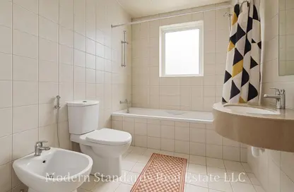 شقة - 2 غرف نوم - 2 حمامات للايجار في V3 - (JLT) مجمع V - أبراج بحيرات الجميرا - دبي