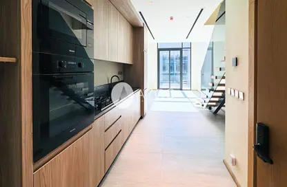 Apartment - 1 Bedroom - 2 Bathrooms for rent in The Autograph - Jumeirah Village Circle - Dubai