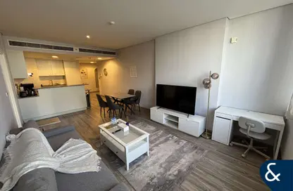 Apartment - 1 Bedroom - 2 Bathrooms for rent in Sky Gardens - DIFC - Dubai