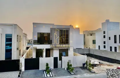 فيلا - 3 غرف نوم - 5 حمامات للبيع في قرية الاميرة - الياسمين - عجمان