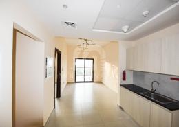 صورةمطبخ لـ: شقة - 1 غرفة نوم - 2 حمامات للكراء في بوابة بن غاطي - قرية الجميرا سركل - دبي, صورة 1