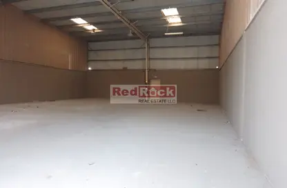 Warehouse - Studio - 1 Bathroom for rent in Dubai Investment Park 1 (DIP 1) - Dubai Investment Park (DIP) - Dubai