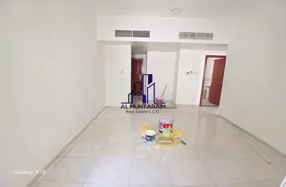 شقة - غرفة نوم - 2 حمامات للايجار في طريق فاير ستاشن - مويلح - الشارقة
