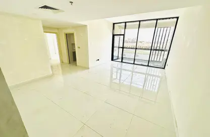 Apartment - 1 Bedroom - 2 Bathrooms for rent in Muwaileh 29 Building - Muwaileh - Sharjah