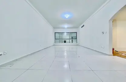 شقة - 3 غرف نوم - 1 حمام للايجار في كورنيش الخالدية - الخالدية - أبوظبي