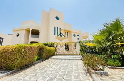 فيلا - 8 غرف نوم - 8 حمامات للايجار في المقام - العين