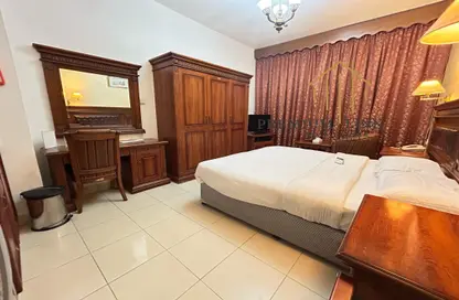 Hotel  and  Hotel Apartment - Studio - 1 Bathroom for rent in Muraijeb Tower - Hamdan Street - Abu Dhabi