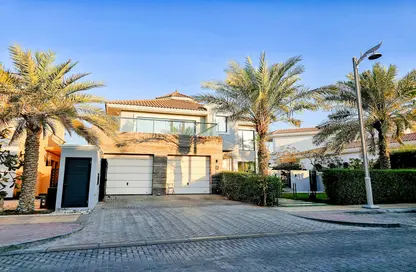 Villa - 4 Bedrooms - 6 Bathrooms for sale in Garden Homes Frond D - Garden Homes - Palm Jumeirah - Dubai