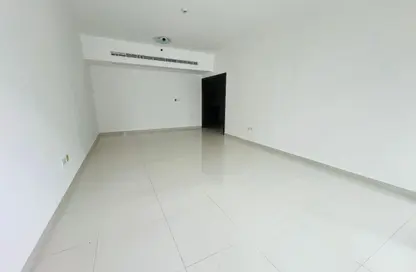 شقة - 2 غرف نوم - 3 حمامات للايجار في برج كورال - الخليج التجاري - دبي