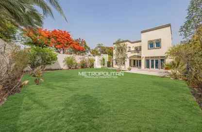 Villa - 3 Bedrooms - 4 Bathrooms for sale in Regional - Jumeirah Park - Dubai