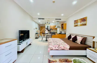 Apartment - Studio - 1 Bathroom for rent in The Springs Tower - Dubai Silicon Oasis - Dubai