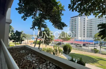 Apartment - 1 Bedroom - 2 Bathrooms for rent in Al Basri - Shoreline Apartments - Palm Jumeirah - Dubai