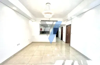 Apartment - 1 Bedroom - 2 Bathrooms for rent in Waves Tower - Business Bay - Dubai Apartment - 1 Bedroom - 2 Bathrooms for rent in Waves Tower - Business Bay - Dubai