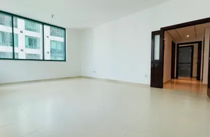 Apartment - 2 Bedrooms - 2 Bathrooms for rent in Dalma Residence - Hamdan Street - Abu Dhabi