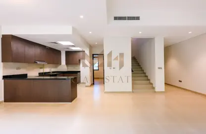 Townhouse - 3 Bedrooms - 4 Bathrooms for rent in Bloom Living - Zayed City (Khalifa City C) - Khalifa City - Abu Dhabi