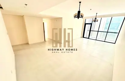 Apartment - 2 Bedrooms - 4 Bathrooms for rent in Muwaileh 29 Building - Muwaileh - Sharjah