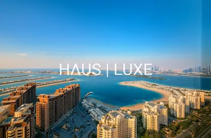 Apartment - Studio - 1 Bathroom for rent in The Palm Tower - Palm Jumeirah - Dubai