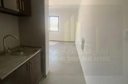 Apartment - Studio - 1 Bathroom for rent in Abna Saqer Building - Al Hamidiya 1 - Al Hamidiya - Ajman