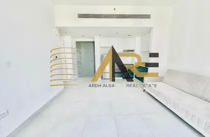 Apartment - 1 Bedroom - 1 Bathroom for rent in The Link - East Village - Aljada - Sharjah