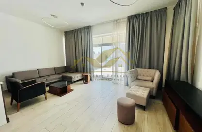 شقة - غرفة نوم - 2 حمامات للايجار في عزيزي عالية - الجداف - دبي