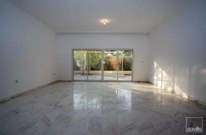 Villa - 5 Bedrooms - 7 Bathrooms for rent in Al Mina Tower - Al Mina - Abu Dhabi