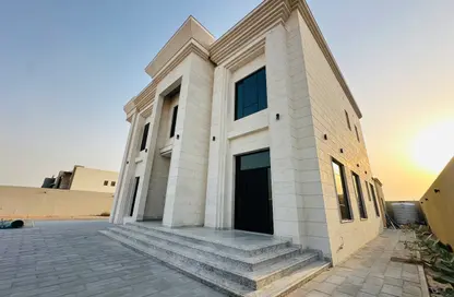Villa - 5 Bedrooms - 5 Bathrooms for rent in Wadi Alshabak - Dubai