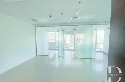 Office Space - Studio for rent in The Burlington - Business Bay - Dubai